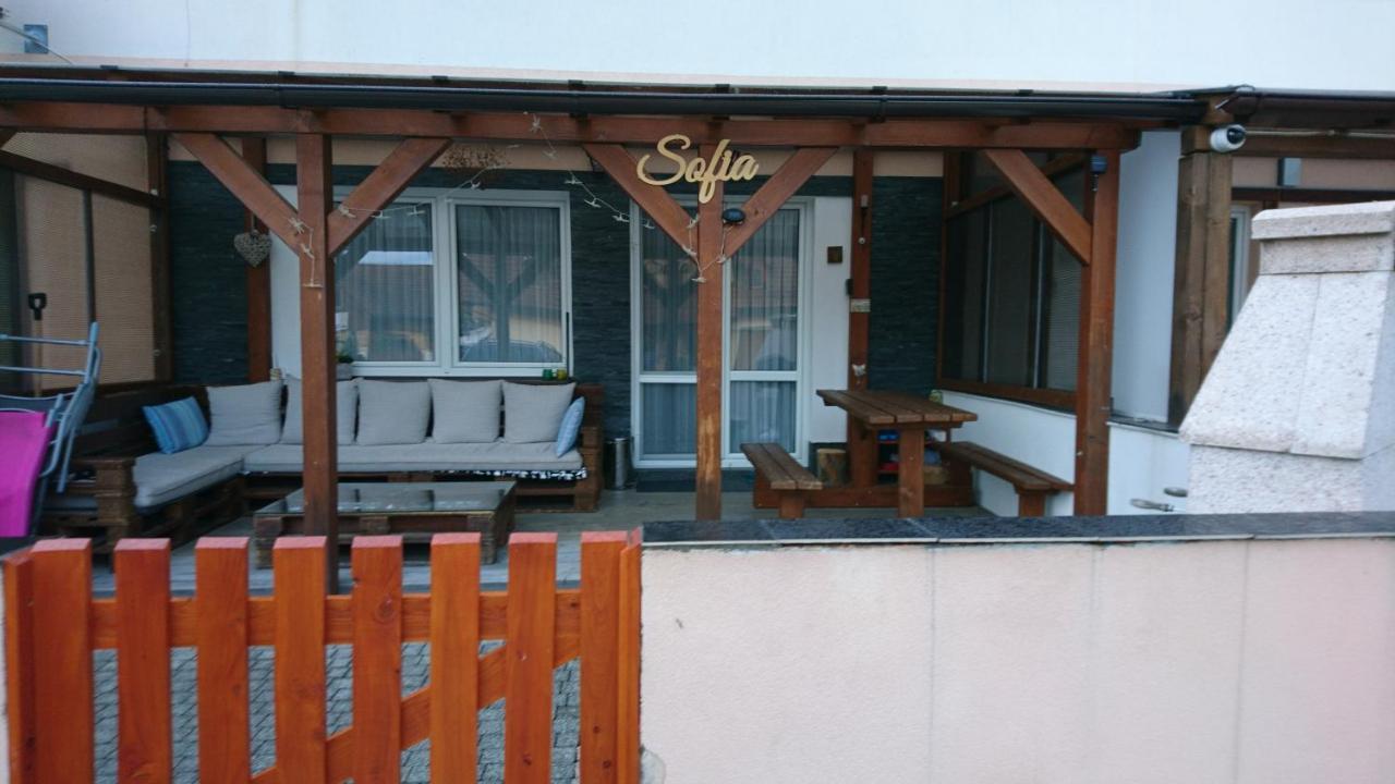 Apartman Sofia Veľký Slavkov Dış mekan fotoğraf